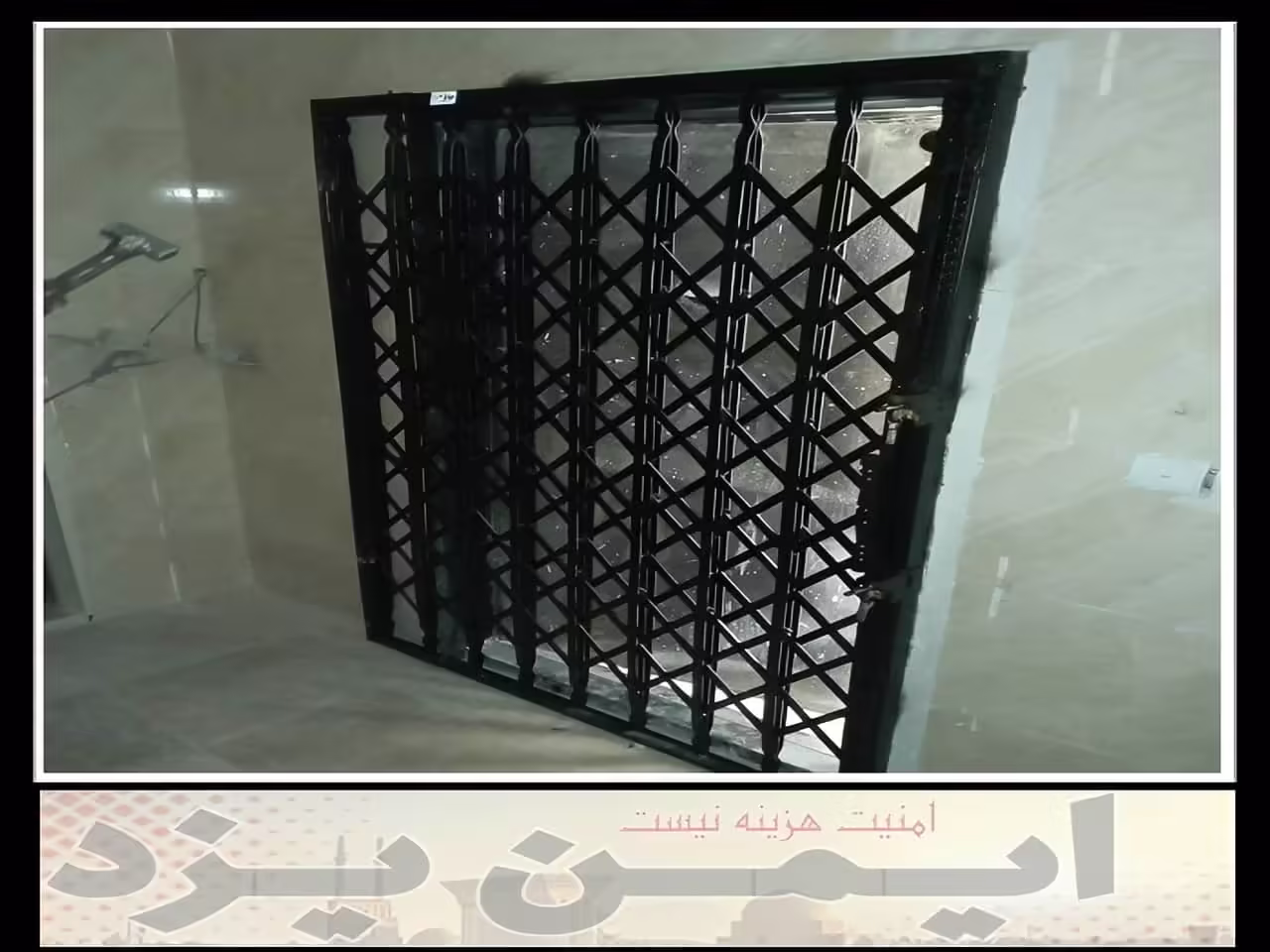 درب آکاردئونی یزد