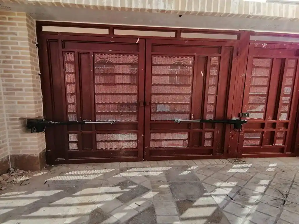 جک درب پارکینگ بازویی در یزد