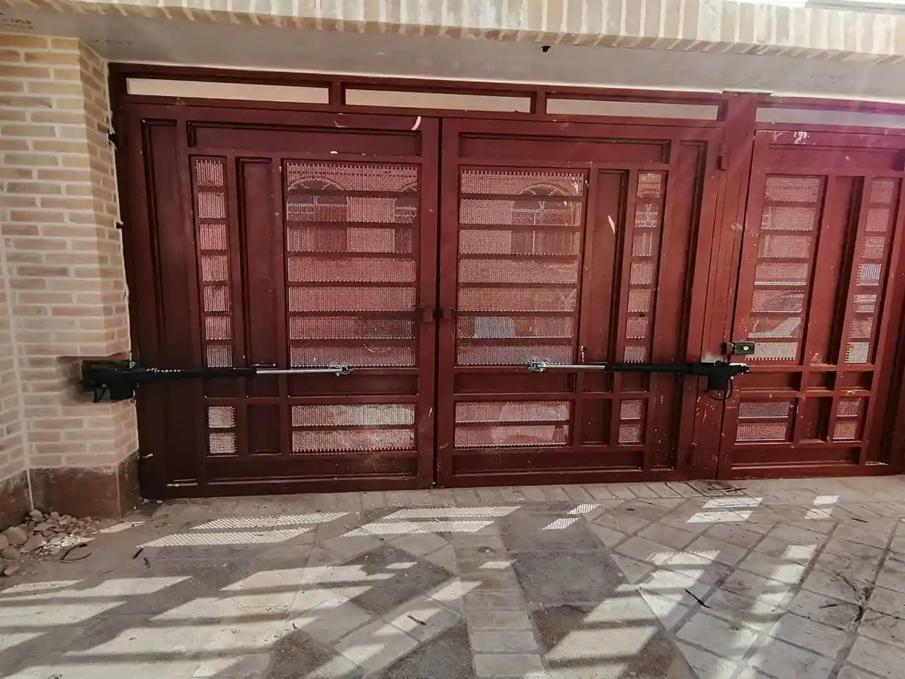 جک درب پارکینگ بازویی در یزد