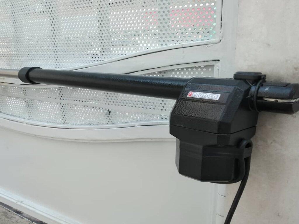 جک درب پارکینگ در اردکان