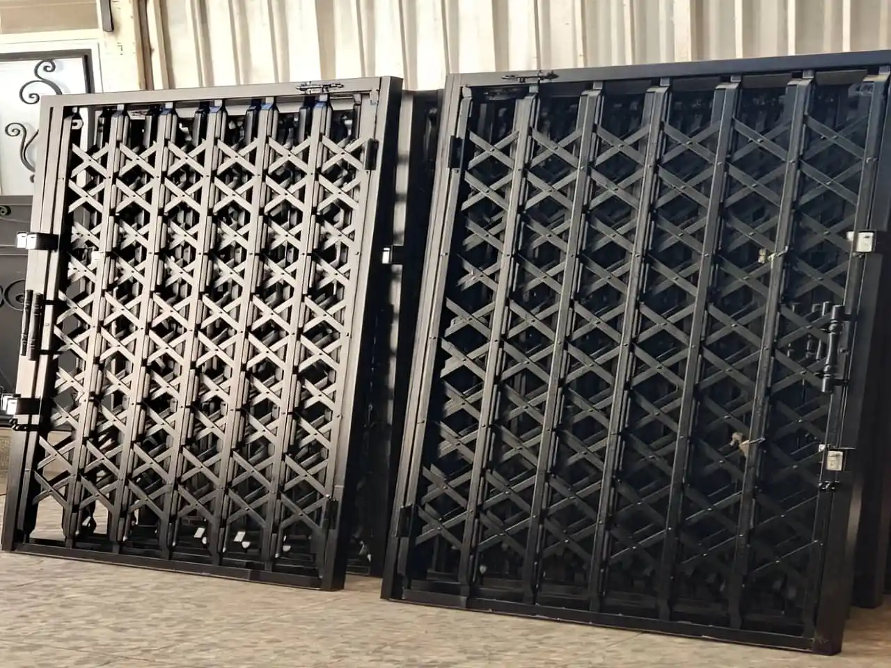 درب آکاردئونی در یزد درب آکاردئونی در یزد