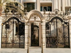 درب آهنی حیاط در اردکان