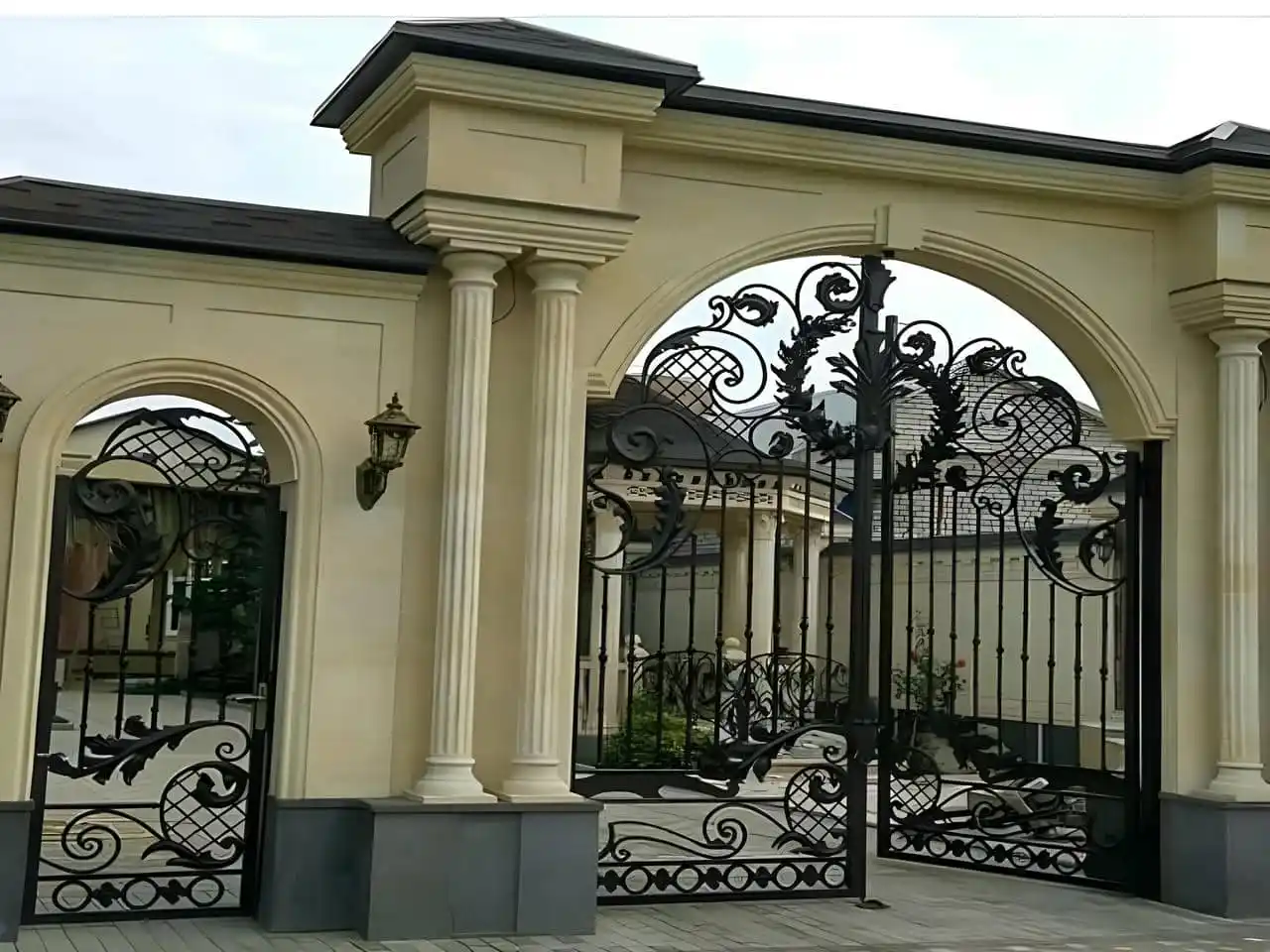 درب ویلایی فرفورژه میبد درب ویلایی فرفورژه میبد