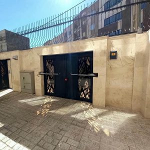 راهنمای خرید جک درب پارکینگ مناسب یزد