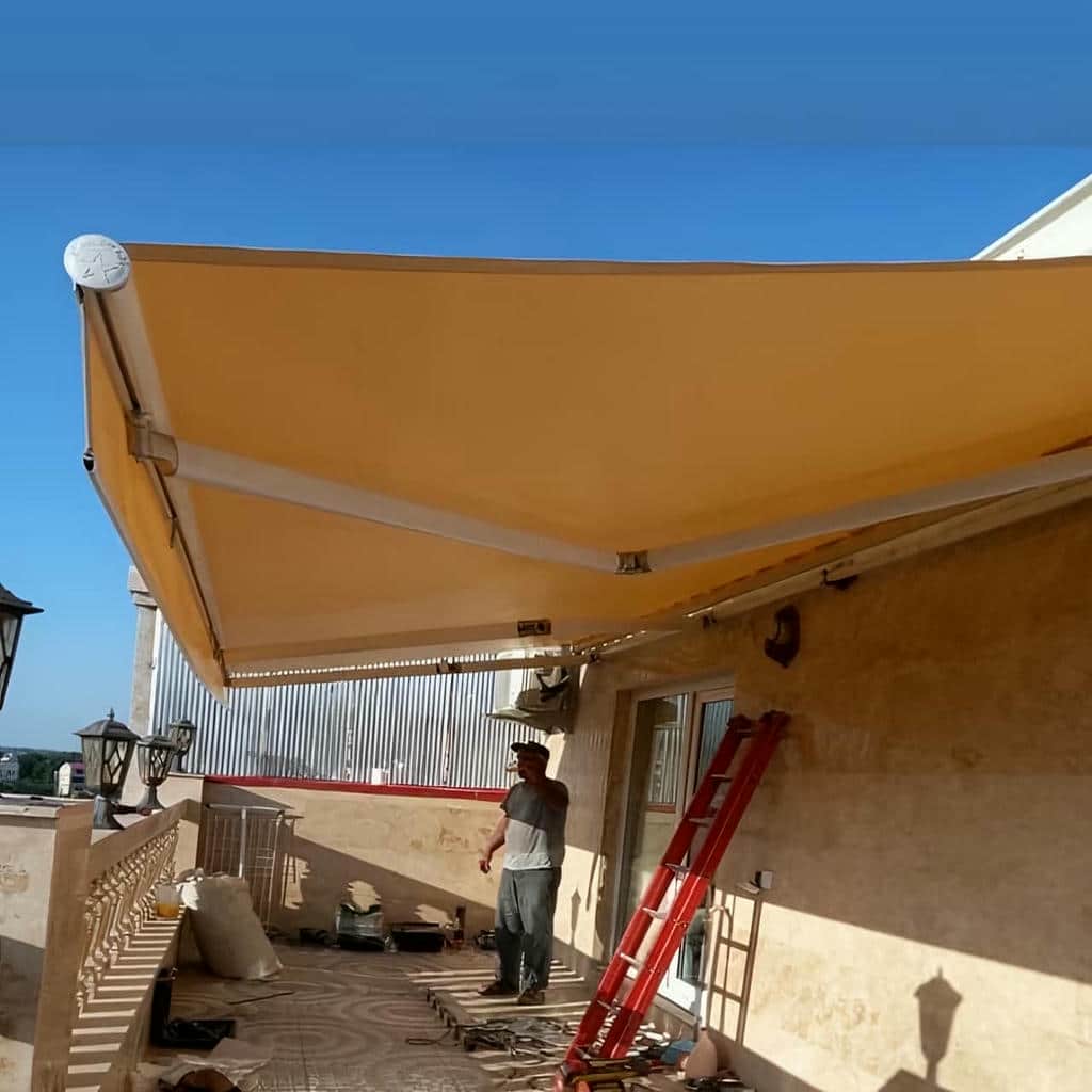 مقایسه سایبان برقی با سایبان دستی یزد