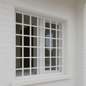 حفاظ پنجره مدل مربعی در یزد؛ امنیت و نظم با طراحی مدرن