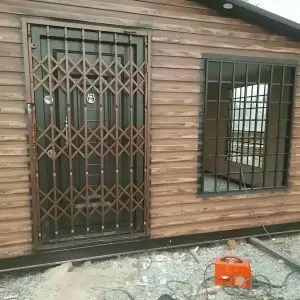 نحوه محاسبه قیمت نرده و محافظ آکاردئونی به ازای هر متر مربع در یزد نحوه محاسبه قیمت نرده و محافظ آکاردئونی به ازای هر متر مربع در یزد