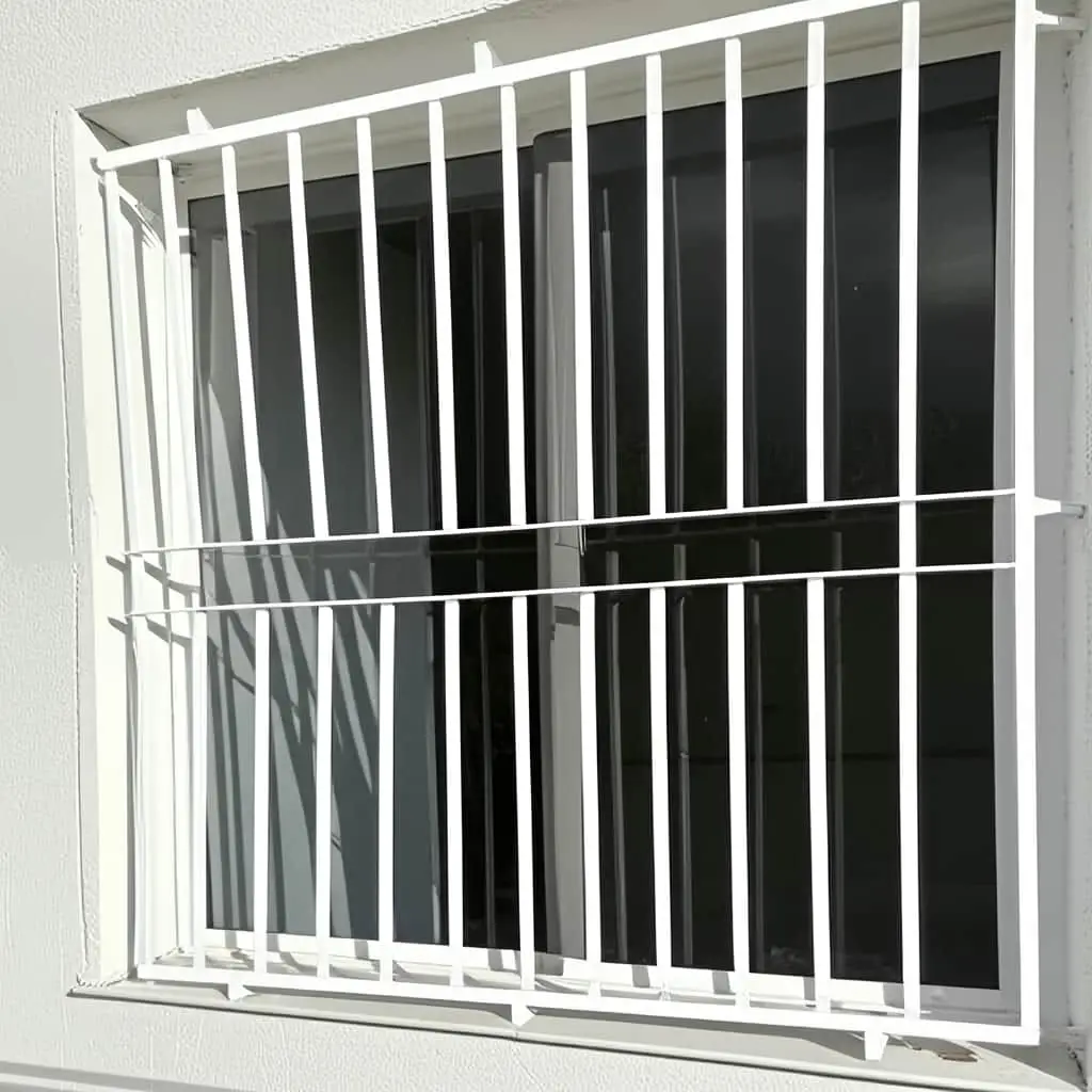 حفاظ پنجره دوجداره مدل ساده میله افقی در یزد