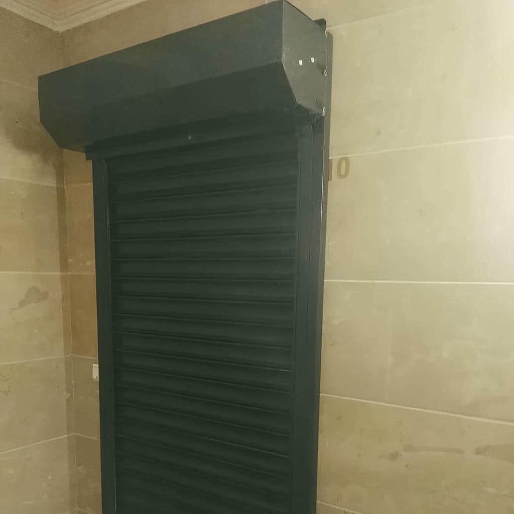 کرکره برقی برای درب های ورودی مسکونی یزد