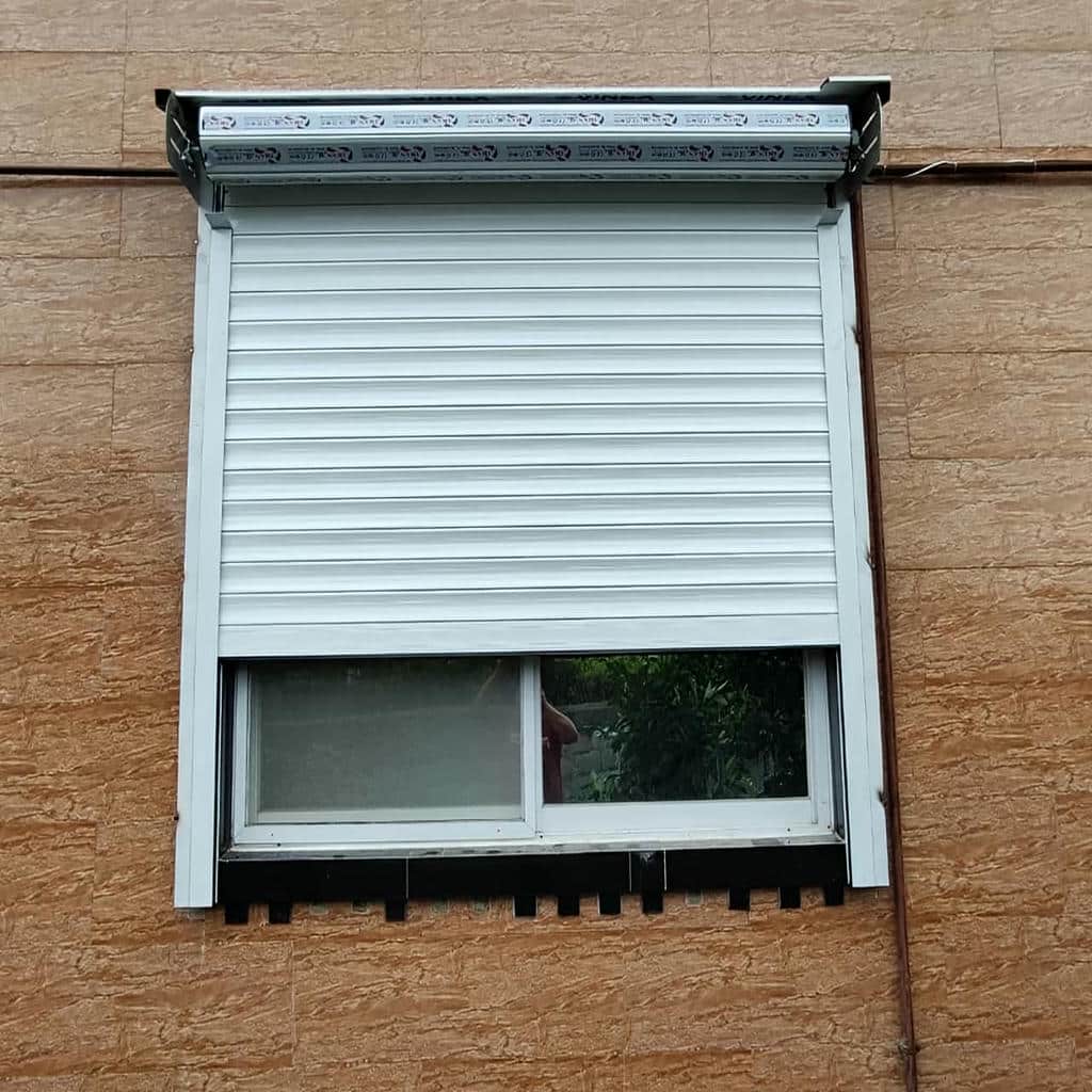 تیغه فولادی و آلومینیومی کرکره پنجره یزد