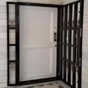 انواع حفاظ درب آپارتمان در یزد