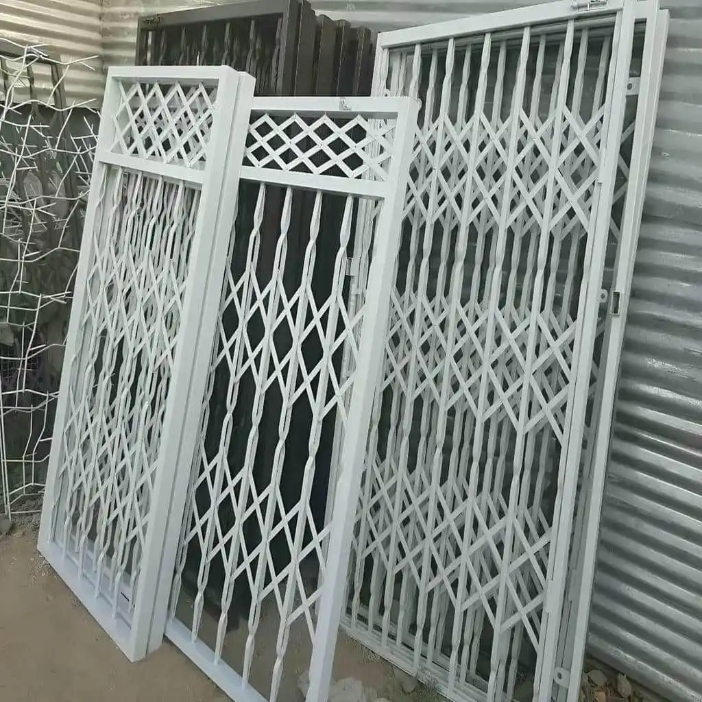 نرده آکاردئونی در یزد