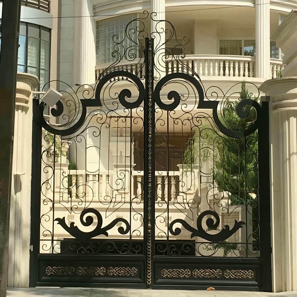 قیمت درب حیاط شاسی سنگین بر اساس مشخصات سفارش در یزد