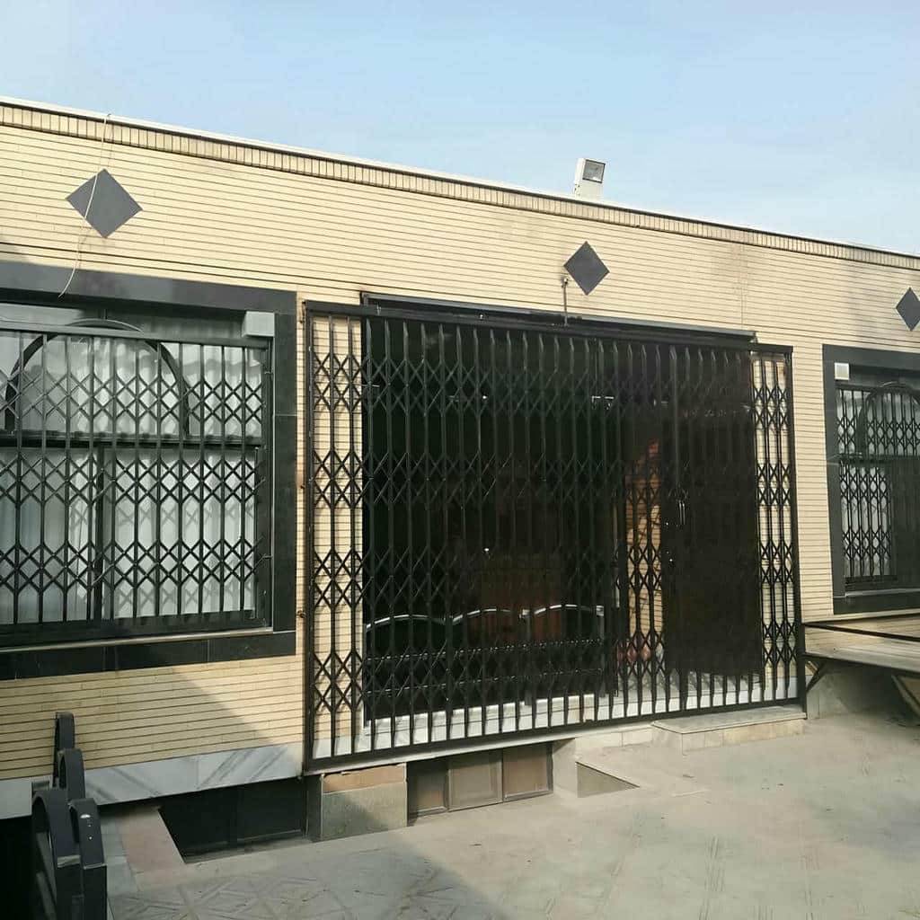 قیمت درب آکاردئونی سفید طلایی در یزد بر اساس مشخصات سفارش