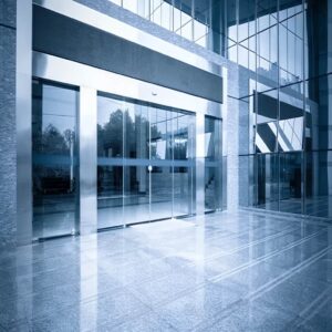 11 نمونه درب اتوماتیک شیشه ای ورودی فروشگاه در یزد