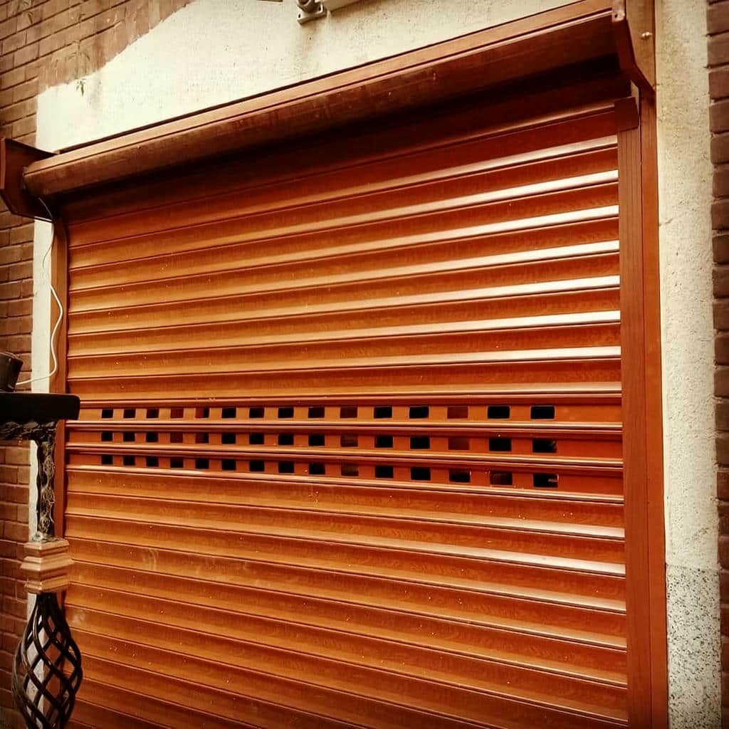 خرید درب کرکره ای پارکینگ اتوماتیک برای ساختمان در یزد