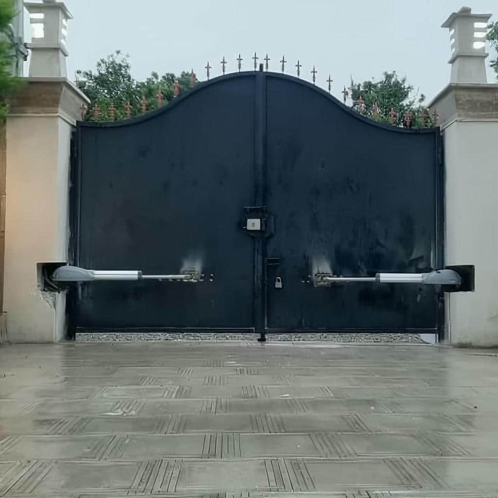 خدمات جک درب پارکینگ هیدرولیک صنعتی و بررسی روغن در یزد خدمات جک درب پارکینگ هیدرولیک صنعتی و بررسی روغن در یزد