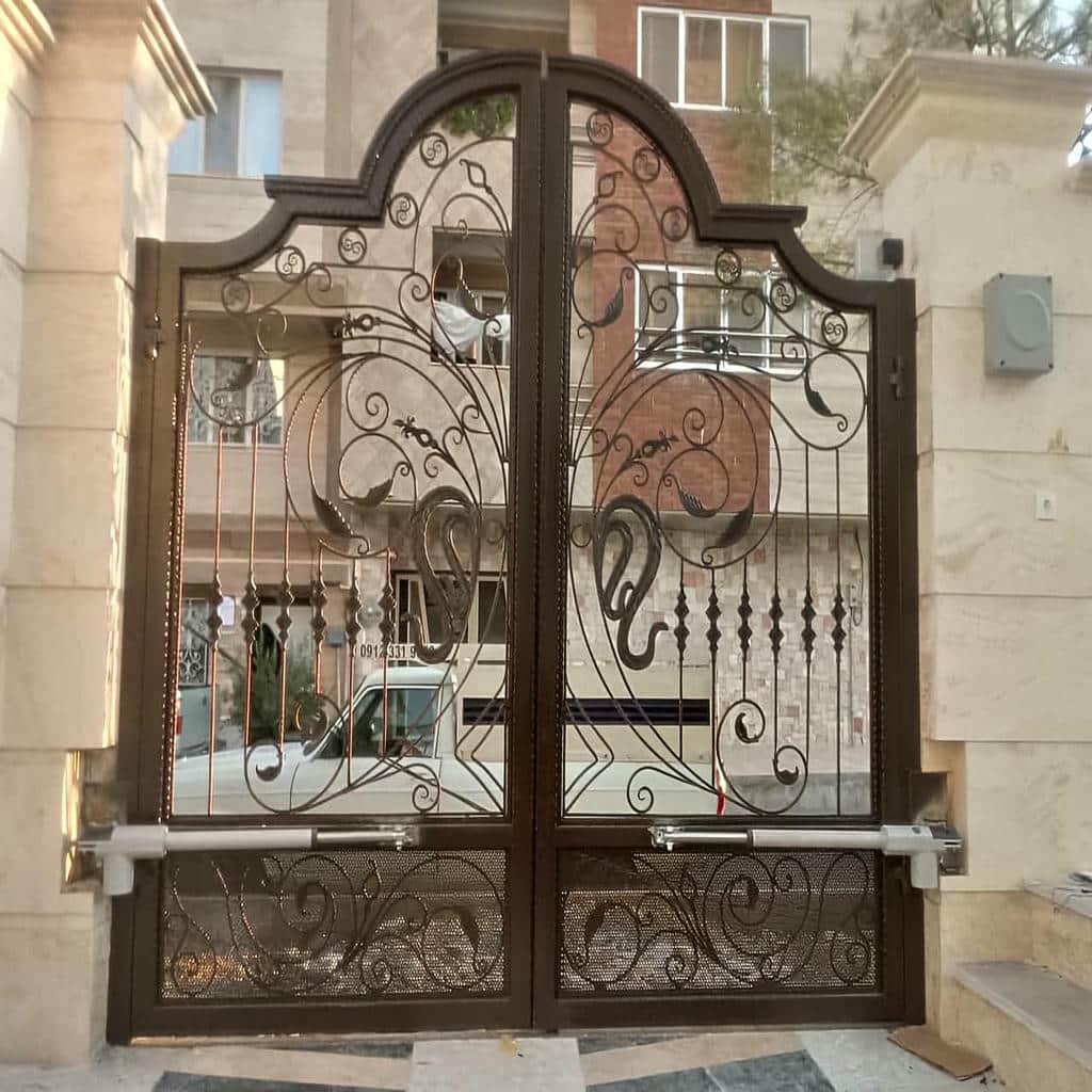 خرید جک درب پارکینگ ایرانی بازویی مناسب ساختمان در یزد