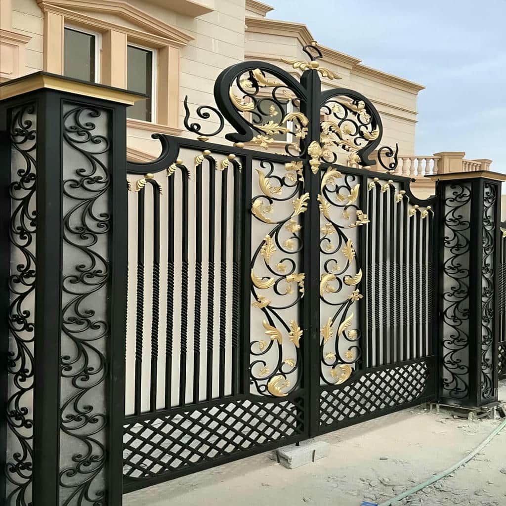 خدمات نصب درب ترموود برای ورودی ویلا در یزد