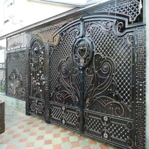 11 طرح درب حیاط ورودی جنوبی در یزد