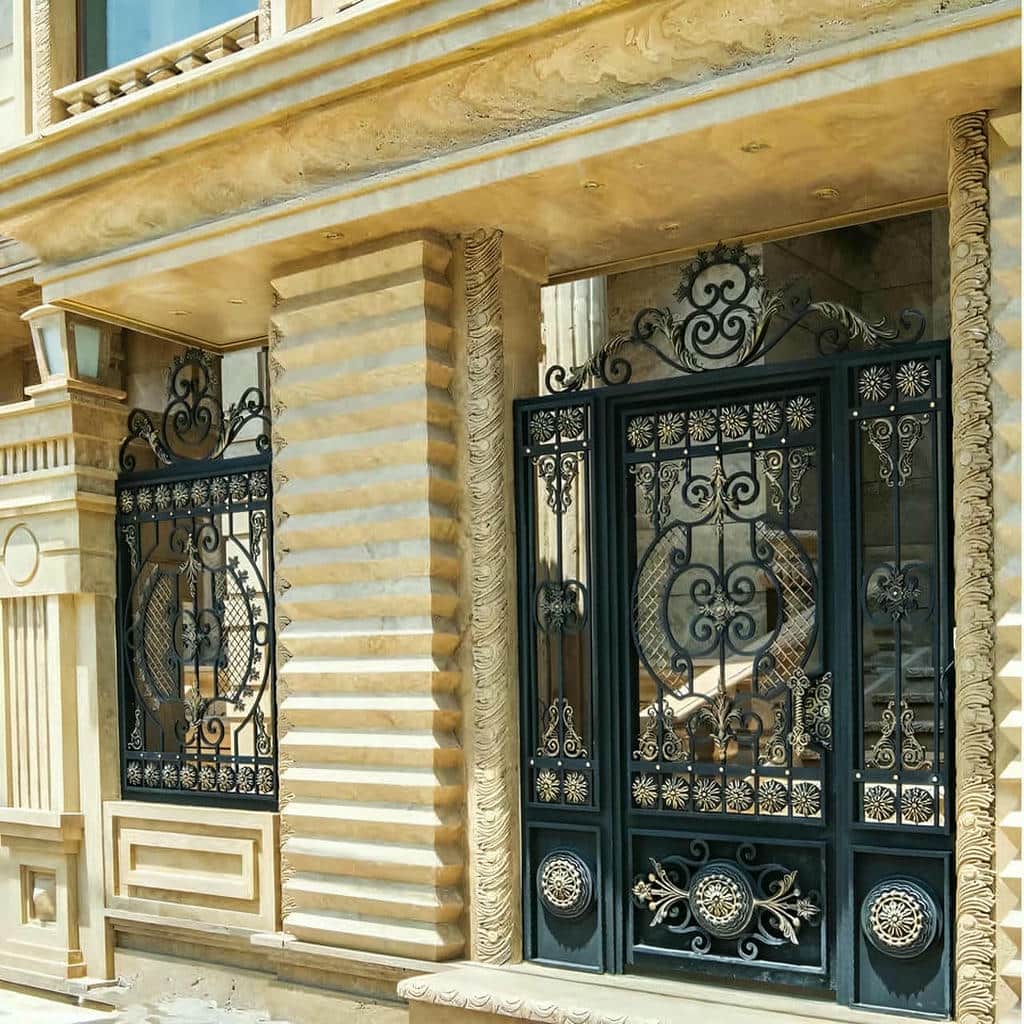 تولید درب ورودی ویلا نفررو با طراحی سفارشی در یزد