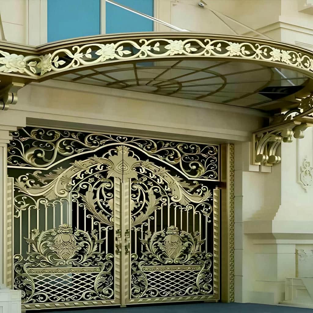 خرید درب حیاط بزرگ پارکینگ با بررسی عرض مفید در یزد