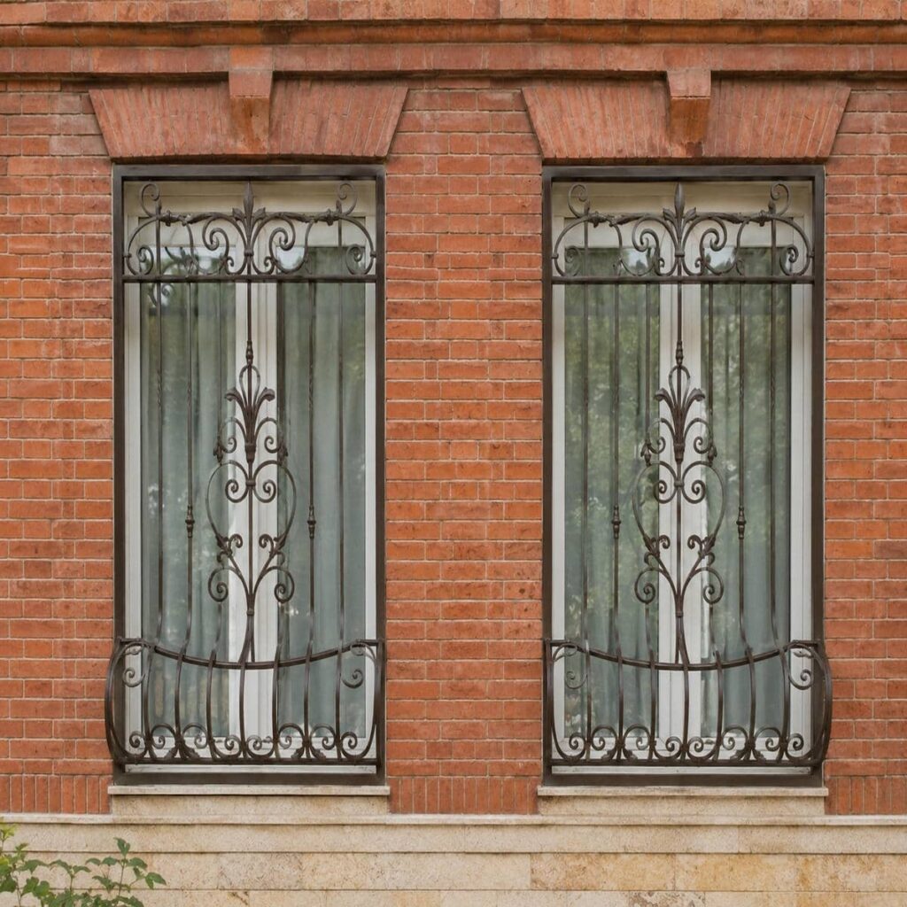 خرید حفاظ پنجره پروفیلی قوطی آهنی برای ساختمان در یزد