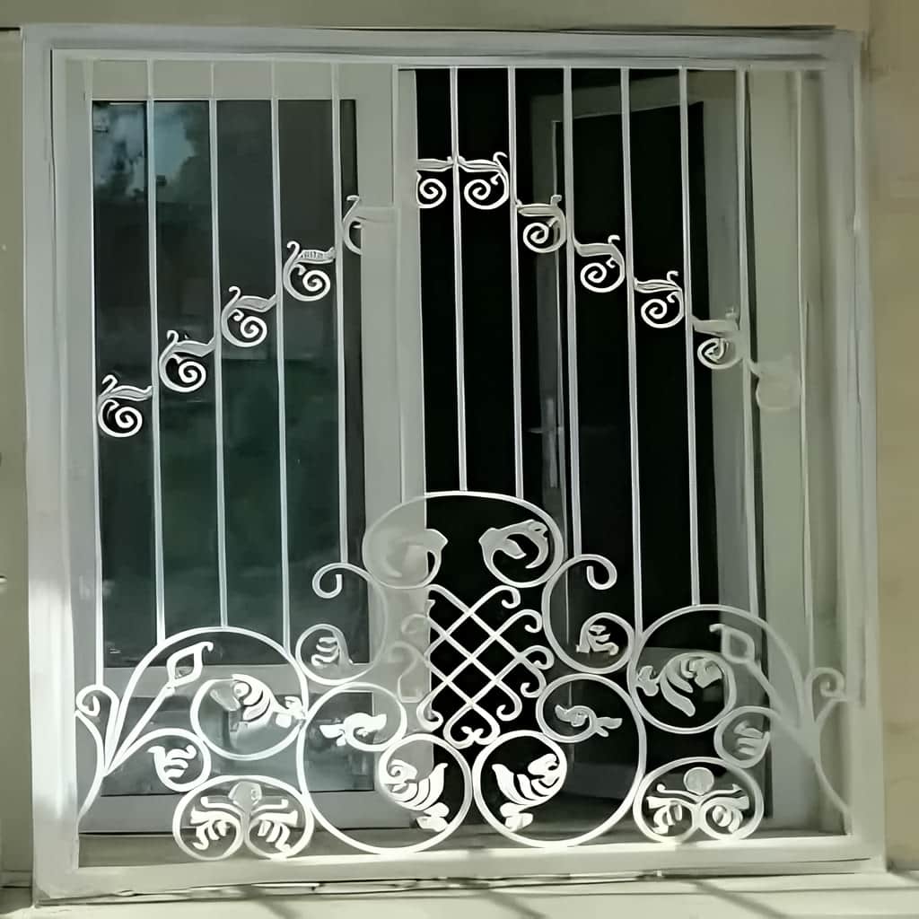 گارد پنجره فرفورژه برای نمای کلاسیک یزد