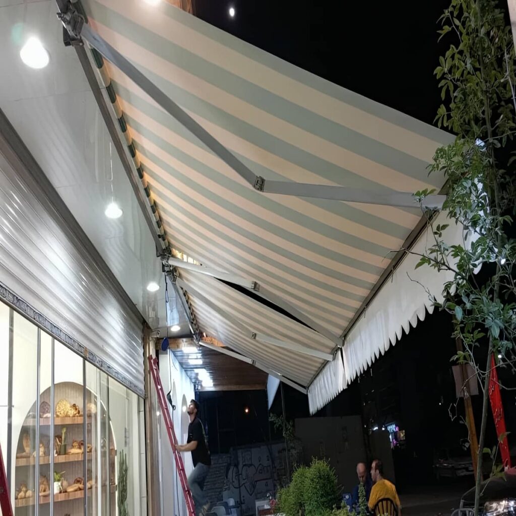 سایبان ریموت دار نصب شده در یزد