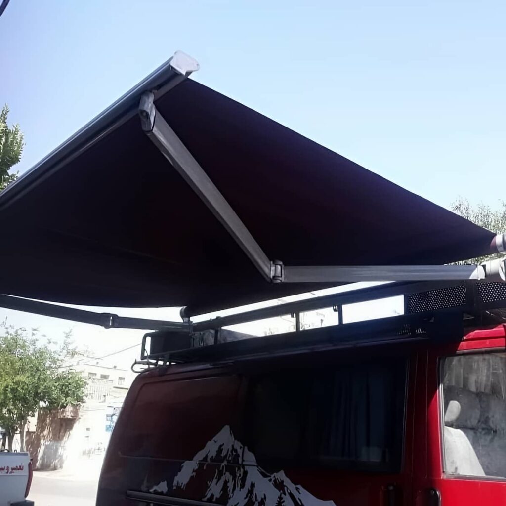 سایبان حیاط ریموت دار نصب شده یزد سایبان حیاط ریموت دار نصب شده یزد