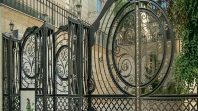 درب گلنرده دار مشکی با قاب مقاوم در یزد