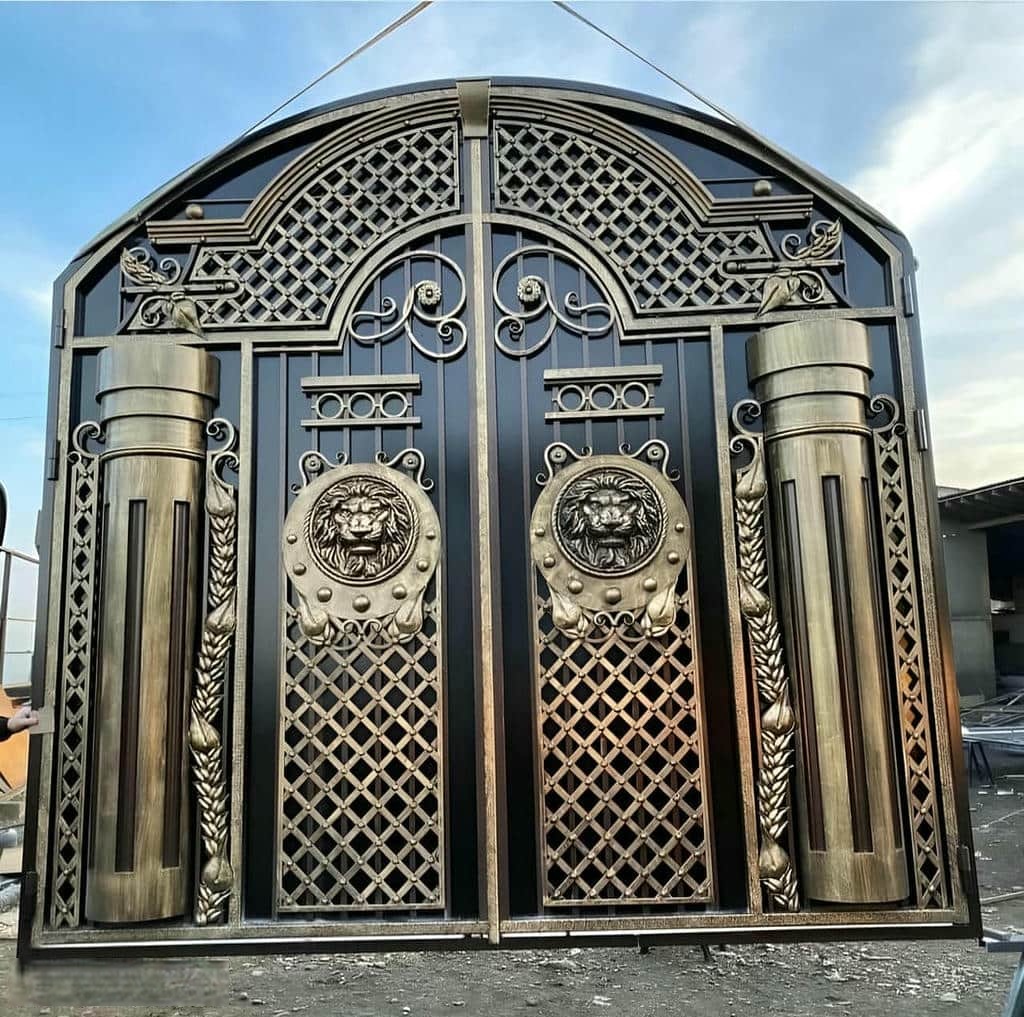 درب آهنی ورودی با یراق مقاوم یزد