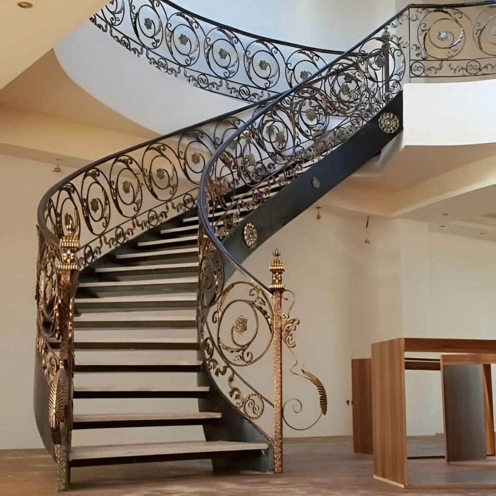 نرده فرفورژه راه پله کلاسیک در یزد